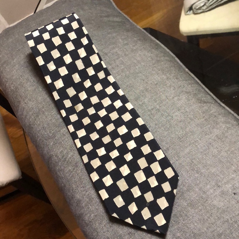 Hugo Boss tie - Picture 2 of 4